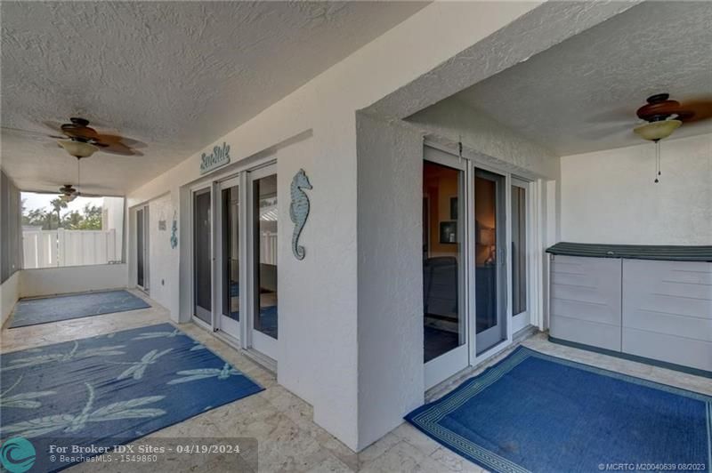 Image 10 of 22 For 10980 Ocean Dr  114