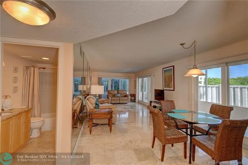 Image 6 of 22 For 10980 Ocean Dr  114