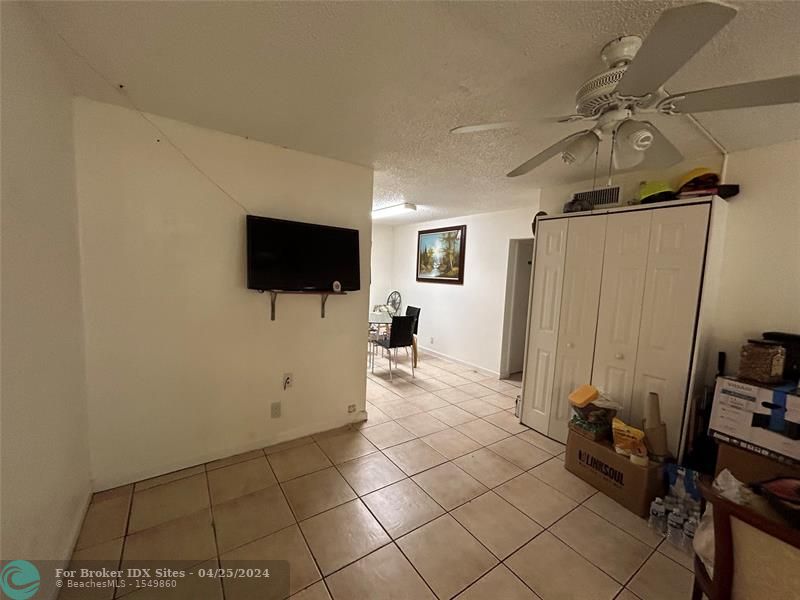 Image 9 of 11 For 11390 Royal Palm Blvd  11390