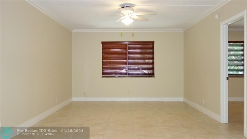 Image 13 of 41 For 659 Oakland Park Blvd  120c