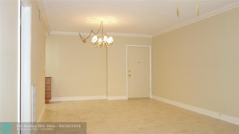 Image 15 of 41 For 659 Oakland Park Blvd  120c