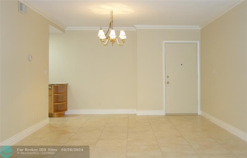 Image 16 of 41 For 659 Oakland Park Blvd  120c