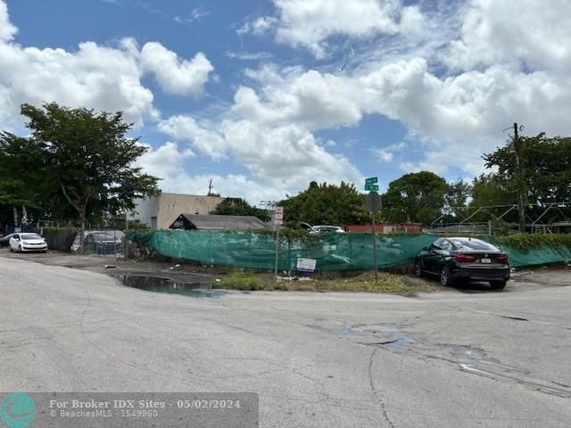 Listing Details for 5898 Dewey  , Hollywood, FL 33023