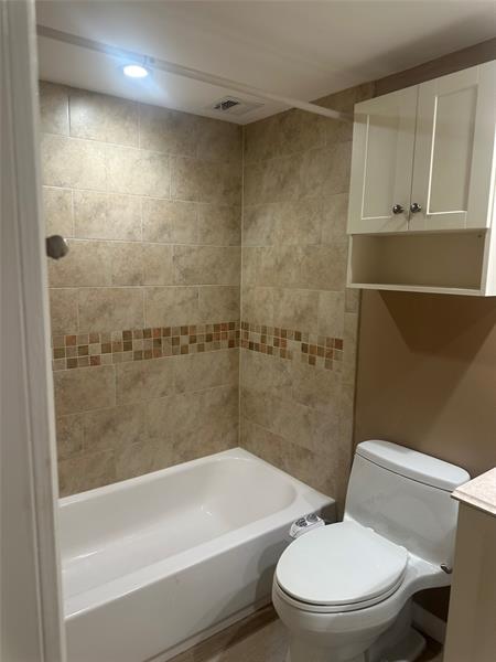 Image 19 of 31 For 1160 Federal Hwy  415