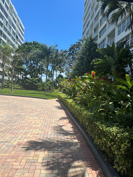 Image 25 of 31 For 1160 Federal Hwy  415