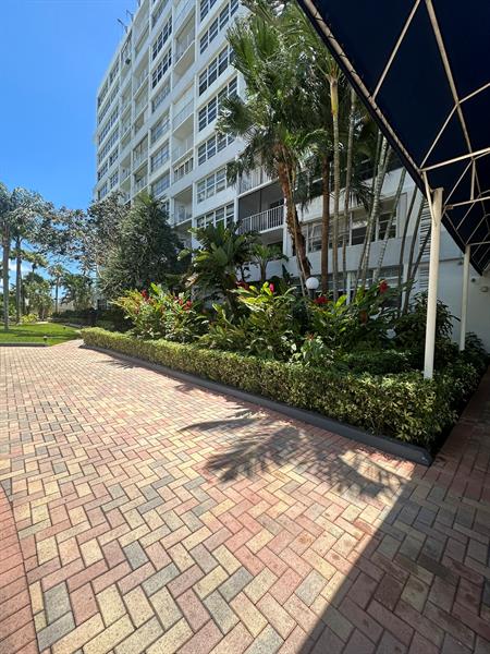 Image 27 of 31 For 1160 Federal Hwy  415