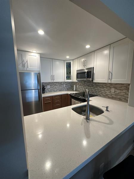 Image 4 of 31 For 1160 Federal Hwy  415