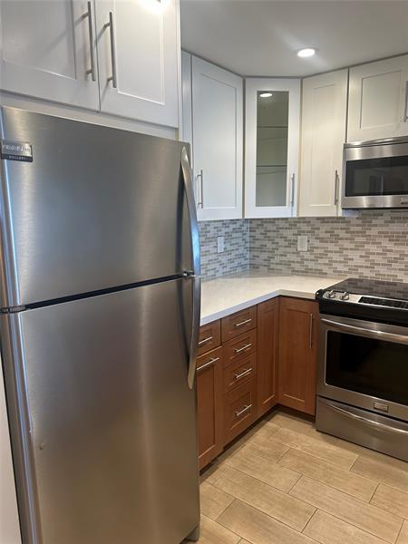 Image 5 of 31 For 1160 Federal Hwy  415