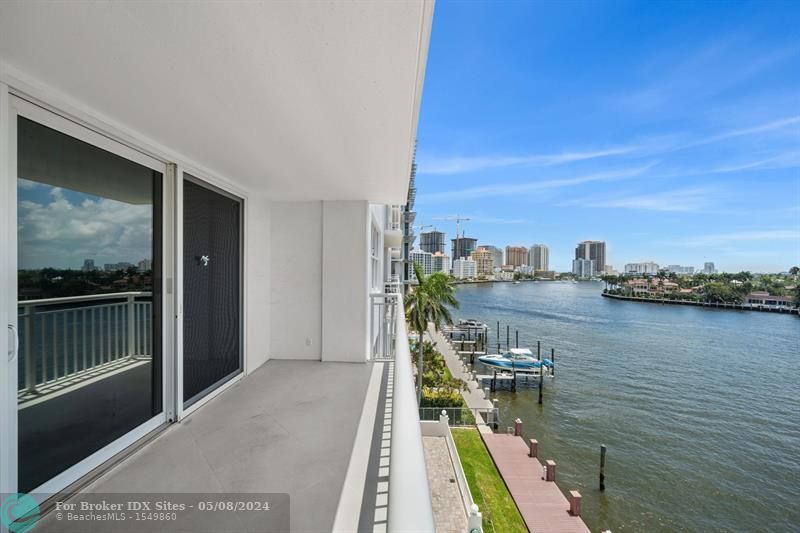 Image 11 of 36 For 511 Bayshore Dr  603