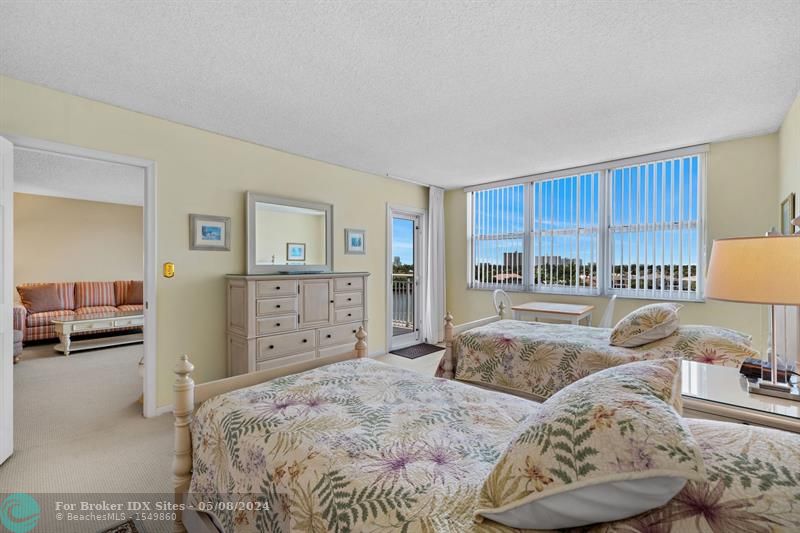 Image 16 of 36 For 511 Bayshore Dr  603