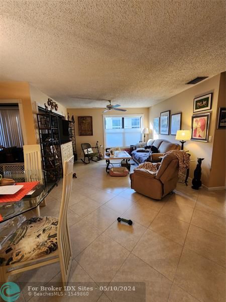 Image 15 of 49 For 3277 Cocoplum Cir  3327