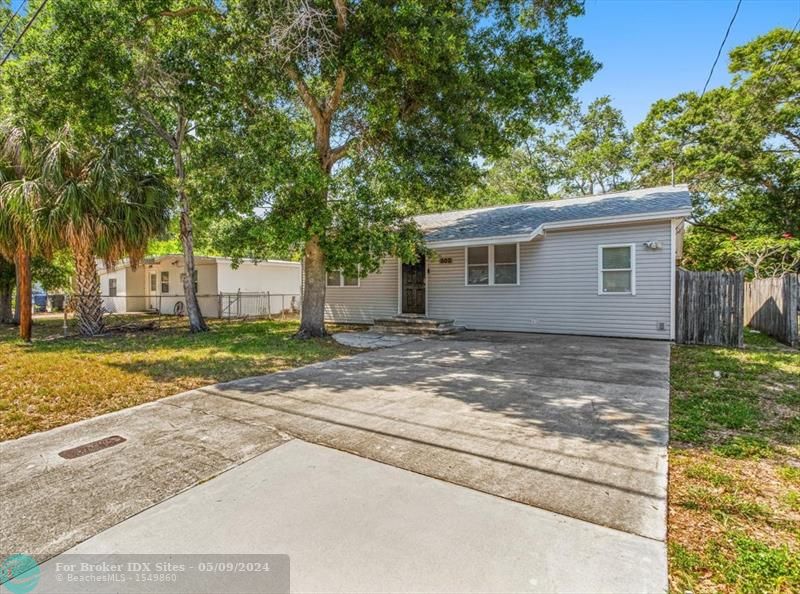 Details for 502 6th Avenue Nw, Other City In The State, FL 33770