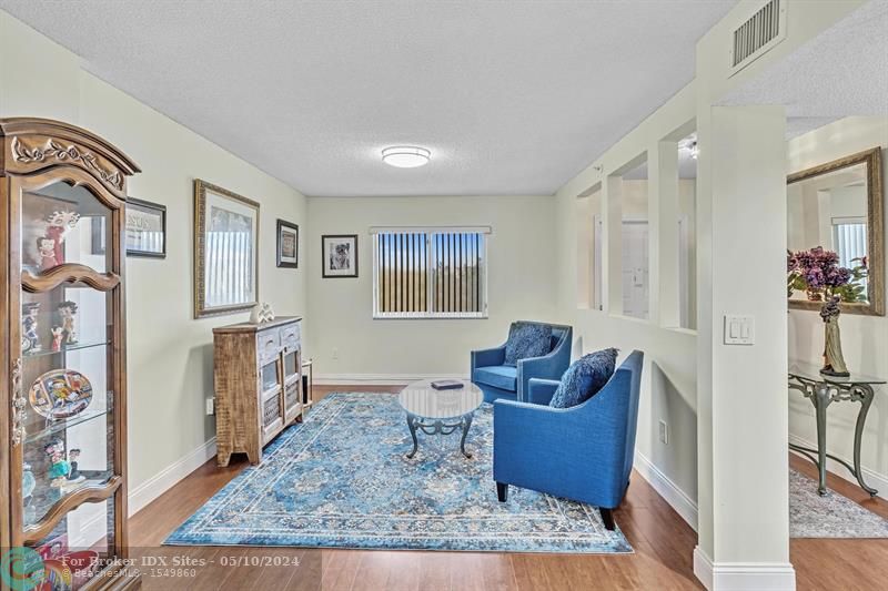 Image 17 of 68 For 7767 Granville Dr  310