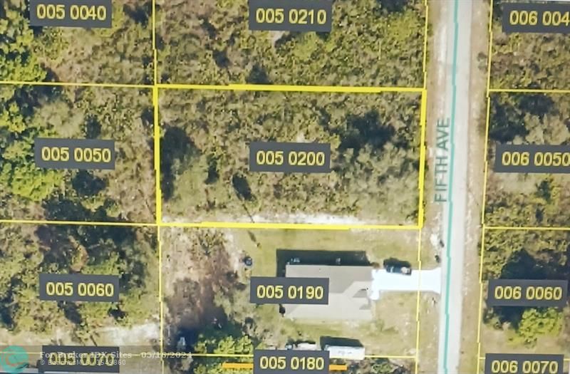 Details for 1615 5th Ave, Lehigh Acres, FL 33972