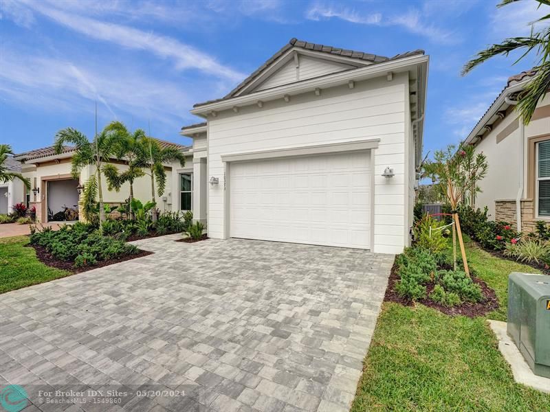 Details for 10373 Northbrook Cir, Palm Beach Gardens, FL 33412