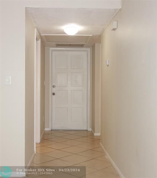 Image 16 of 61 For 2751 Palm Aire Dr  105