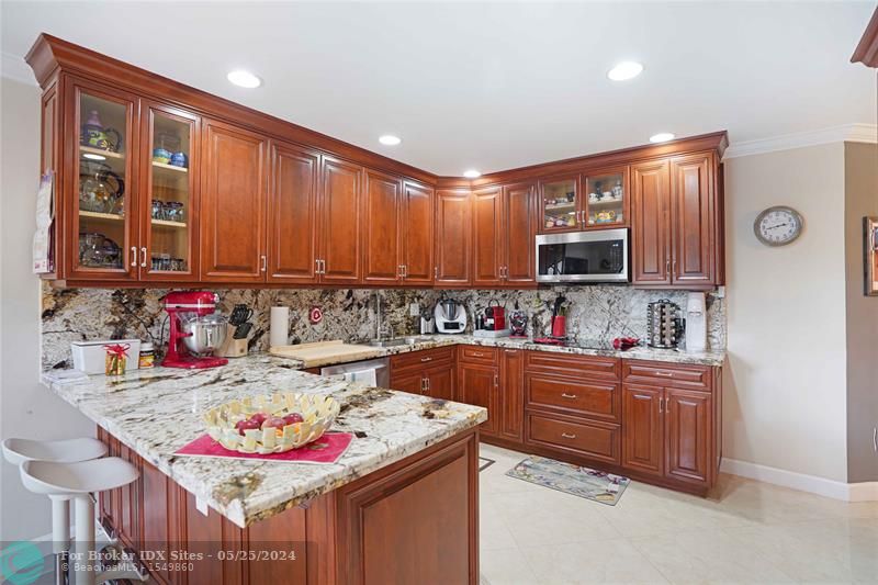 Image 13 of 41 For 6683 Montego Bay Blvd  D