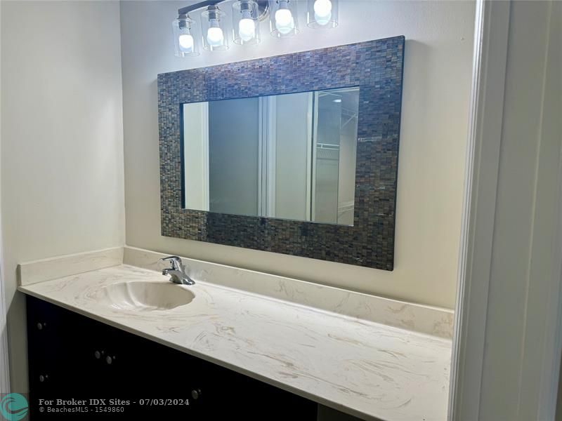 Image 14 of 47 For 10861 Clairmont Cir  309