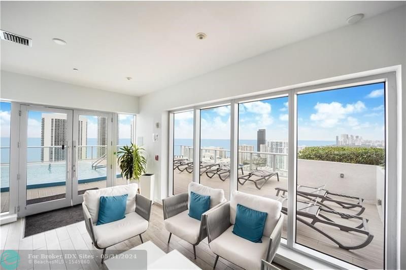 Image 13 of 26 For 2600 Hallandale Beach Blvd  T3205