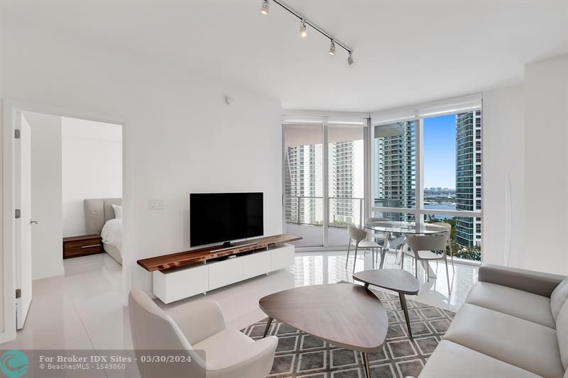 Details for 851 1st Ave  2005, Miami, FL 33132