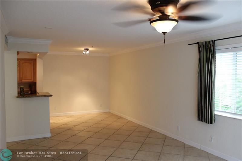 Image 10 of 27 For 1515 Broward Blvd  228