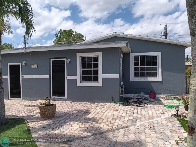 Details for 2215 9th Ct  , Fort Lauderdale, FL 33311