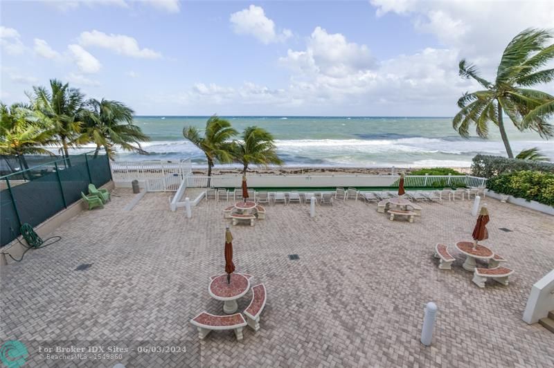 Image 67 of 88 For 4020 Galt Ocean Dr  1506