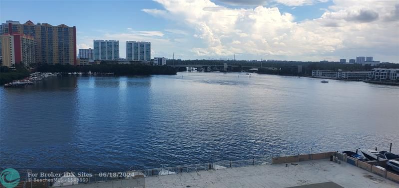 Details for 250 174th St  819, Sunny Isles Beach, FL 33160