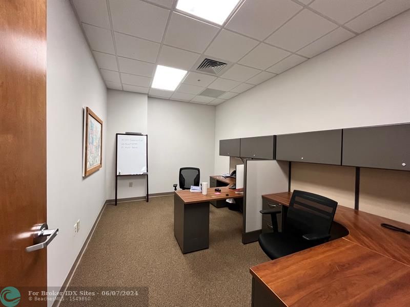 Image 5 of 5 For 4290 Professional Center Dr  205-207