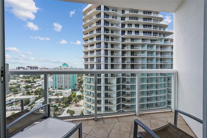 Image 31 of 52 For 505 Fort Lauderdale Bch Blvd  1702