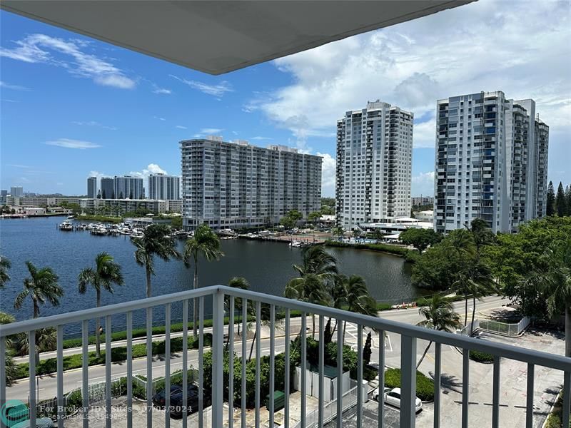 Details for 2801 183rd St  709w, Aventura, FL 33160