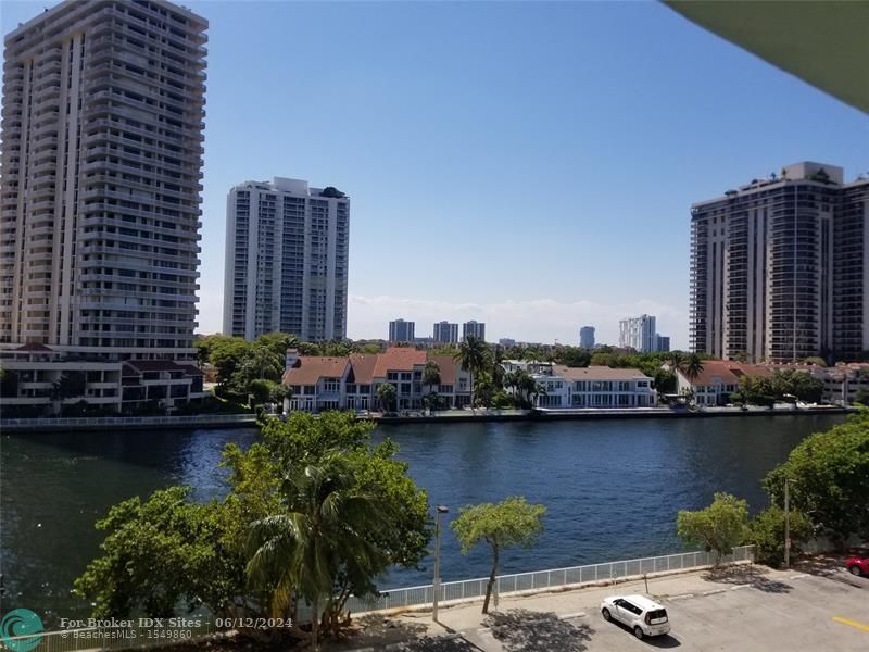 Details for 19390 Collins Ave  519, Sunny Isles Beach, FL 33160