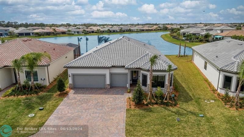 Details for 818 Courances Dr, Port St Lucie, FL 34984