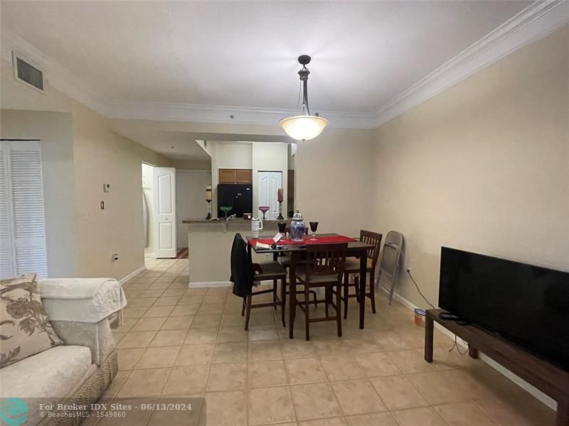 Image 9 of 22 For 276 Murcia Dr  203