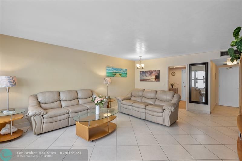 Image 4 of 41 For 3700 Galt Ocean Dr  1508