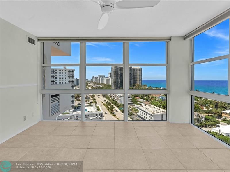 Image 43 of 75 For 2841 Ocean Blvd  1710