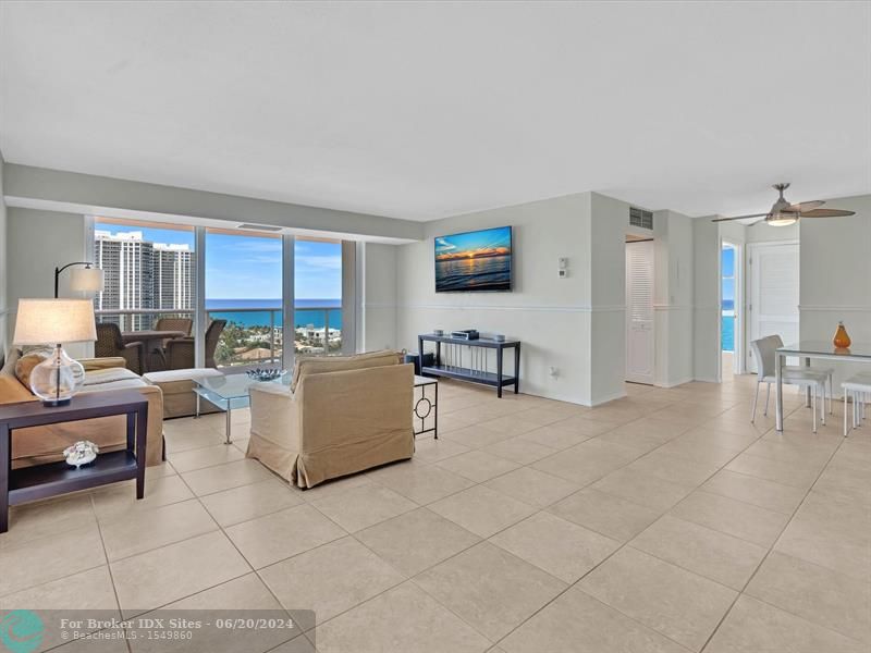 Image 6 of 75 For 2841 Ocean Blvd  1710