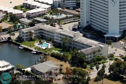 Image 6 of 19 For 1850 Ocean Drive  202