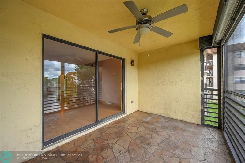 Image 25 of 29 For 4970 Sabal Palm Blvd  210