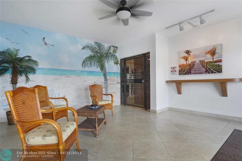 Image 61 of 62 For 1501 Ocean Dr  905