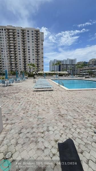 Image 43 of 44 For 1865 Ocean Dr  17h