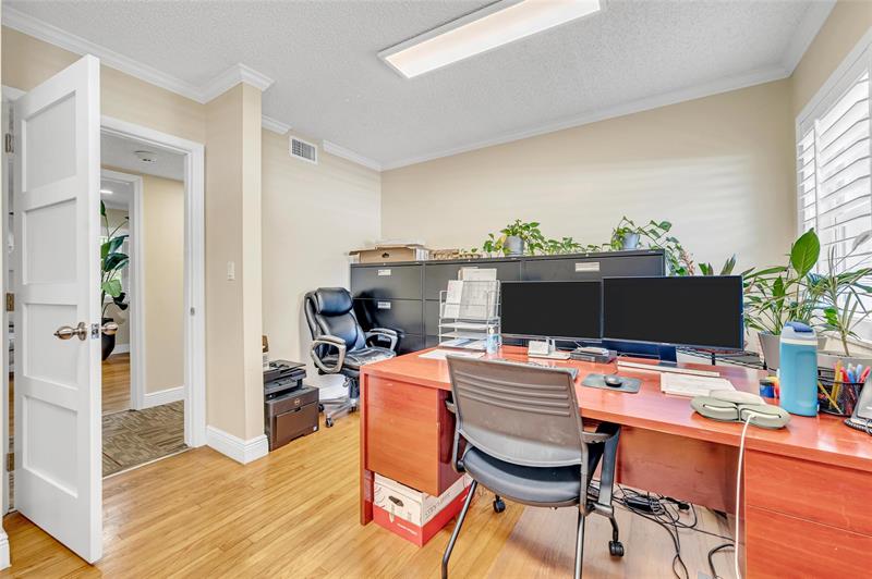 Image 18 of 70 For 1225 2nd Ave