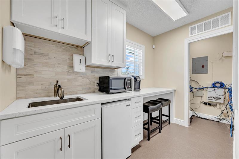 Image 23 of 70 For 1225 2nd Ave