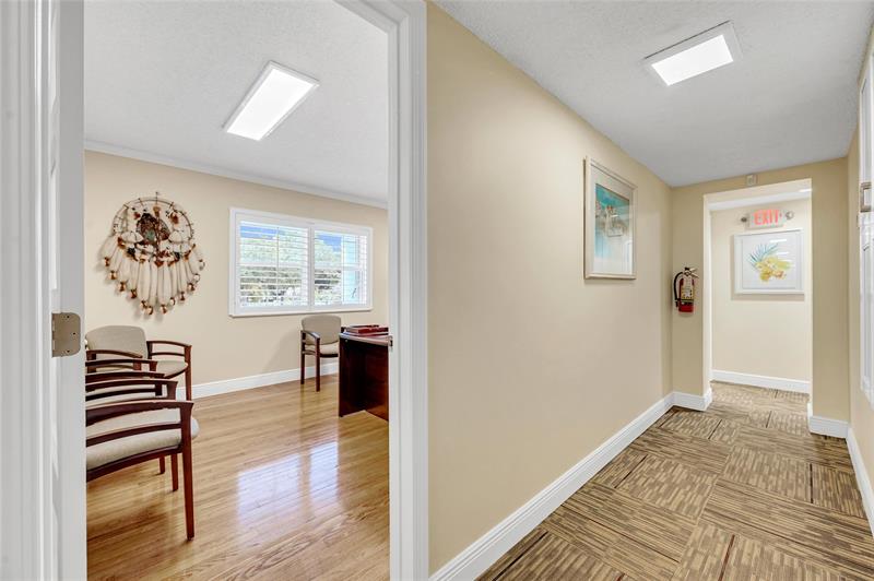 Image 28 of 70 For 1225 2nd Ave