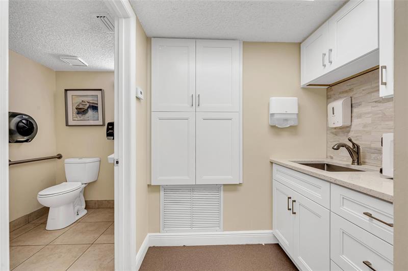 Image 40 of 70 For 1225 2nd Ave