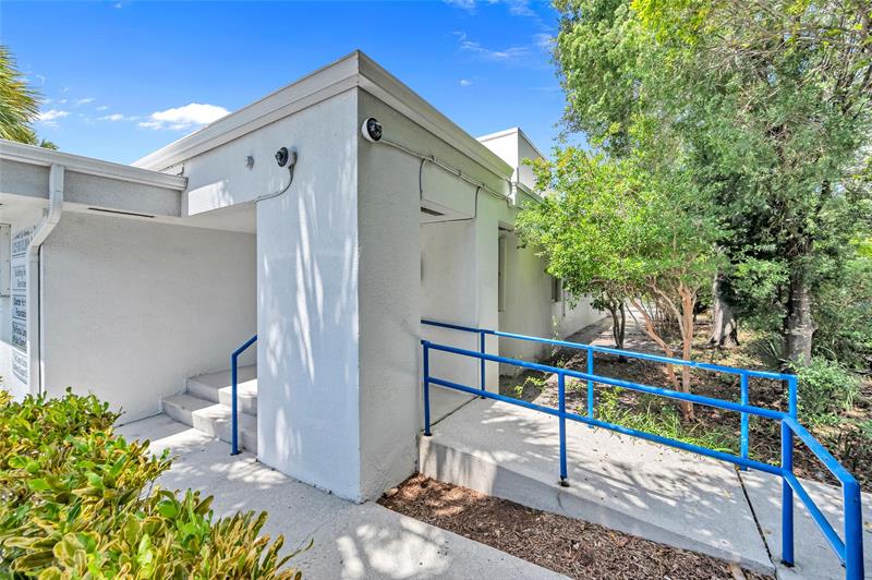 Image 6 of 70 For 1225 2nd Ave