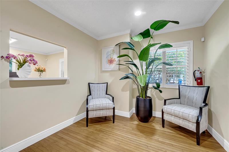 Image 7 of 70 For 1225 2nd Ave