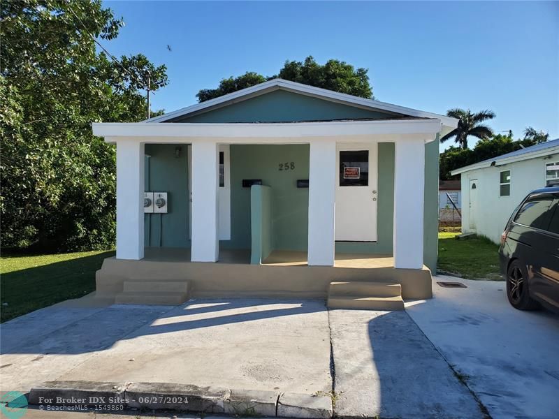 Details for 258 Adams Place  2, Pahokee, FL 33476