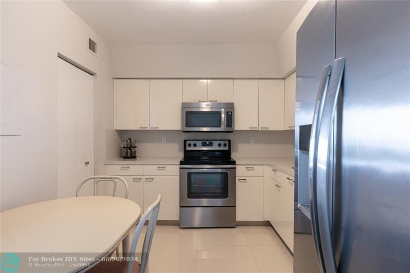 Image 11 of 42 For 9455 Collins Ave  1203