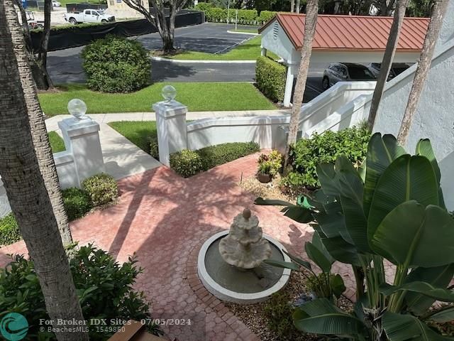 Image 19 of 71 For 4130 Palm Aire Dr  302d